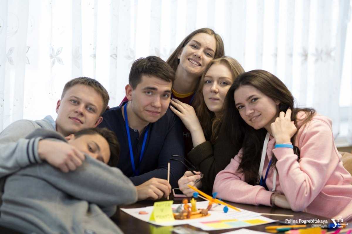 Рядом с нами всегда находится именно тот человек, которого мы достойны