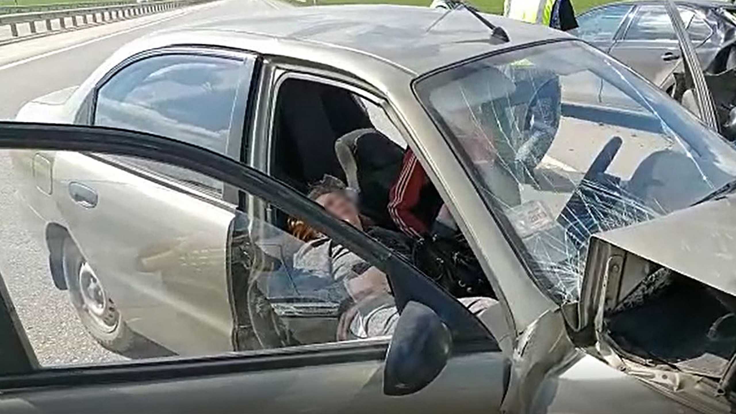 К чему снится чужая кровь, много, на полу, руках – сонник энигма